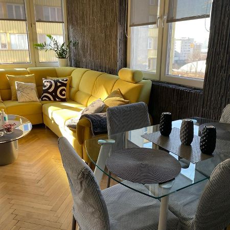Grey Gucci Apartment City Center Varsovie Extérieur photo