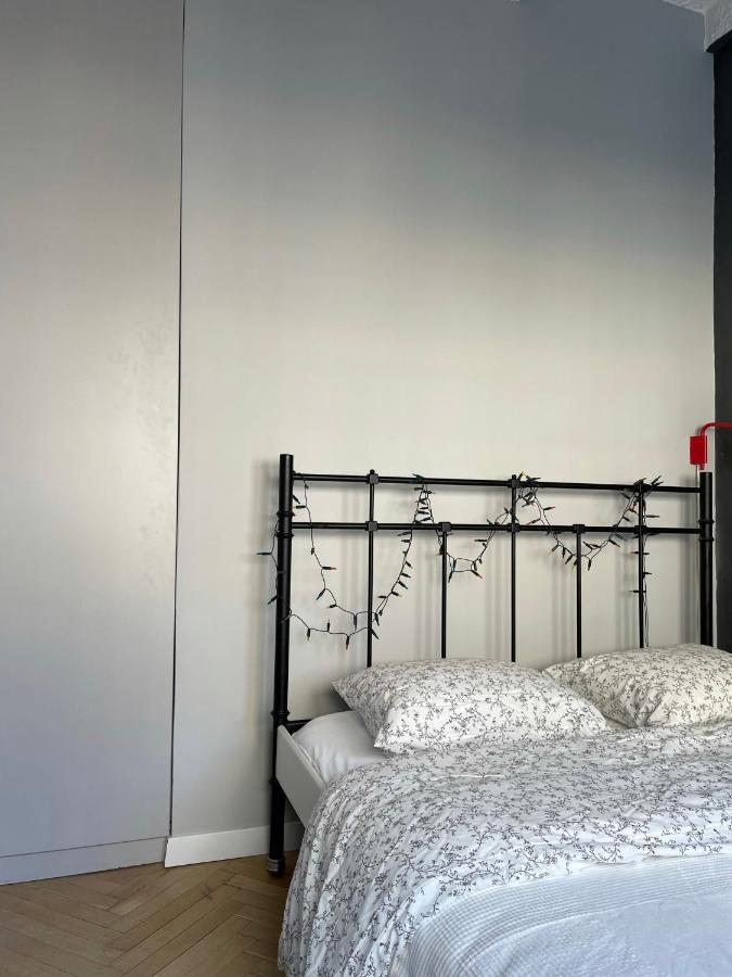 Grey Gucci Apartment City Center Varsovie Extérieur photo